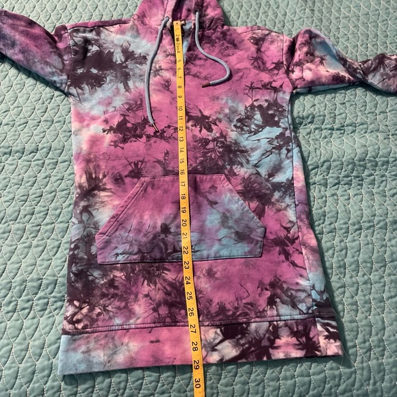 Hot Topic tie dye tunic hoodie - Picture 4 of 8